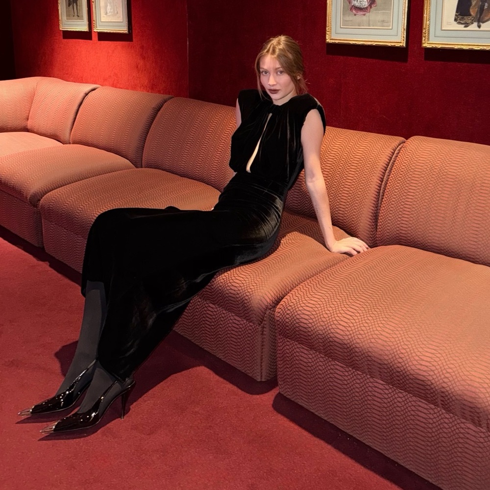 Magda Butrym Cut Out Gown Velour with padded shoulders - Picture 4 of 6
